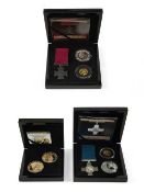 BRADFORD EXCHANGE THE VICTORIA CROSS GOLD & SILVER COMMEMORATIVE SET, limited edition of only 505,