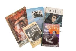 FIVE ITEMS OF DYLAN THOMAS LARGE FORMAT LITERATURE including Ralph Steadman’s picture book ‘Who