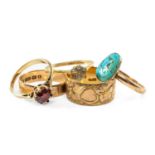 FIVE 9CT GOLD RINGS comprising two engraved bands, turquoise ring and diamond cluster, 12.1gms gross