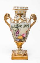 RARE DANIEL PORCELAIN POT POURRI VASE, early 19th C. classical form having a pierced rim and