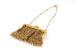 9CT GOLD SMALL MESH PURSE, chain suspension and loop clasp, 6cms wide, 28.8g