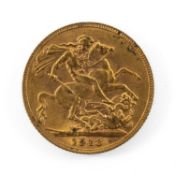 GEORGE V GOLD SOVEREIGN, 1913, 7.9gms Provenance: private collection Monmouthshire Comments: light