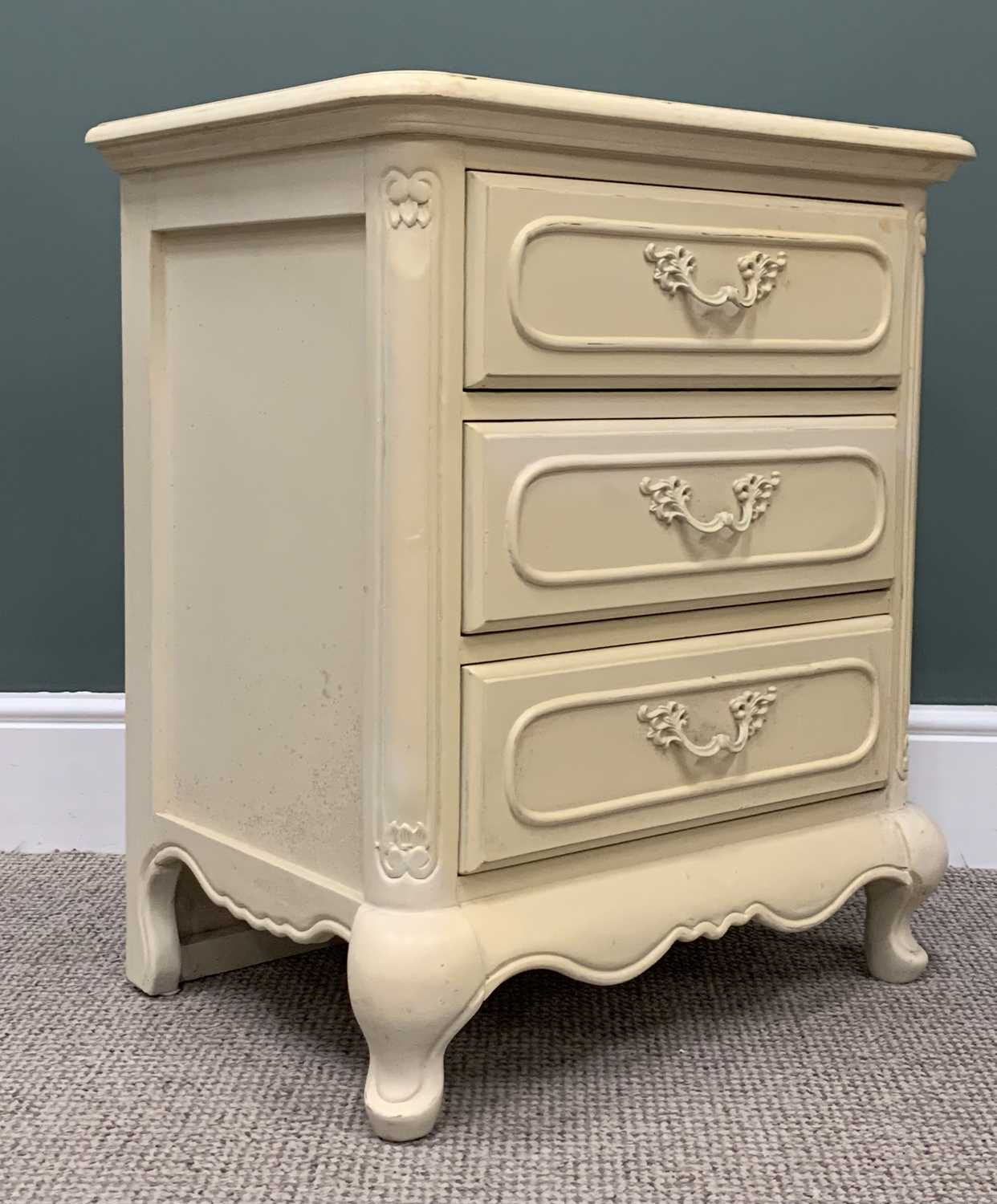 FRENCH STYLE CREAM PAINTED CHEST OF THREE DRAWERS, fancy metal pull-handles, moulded detail, - Image 3 of 5