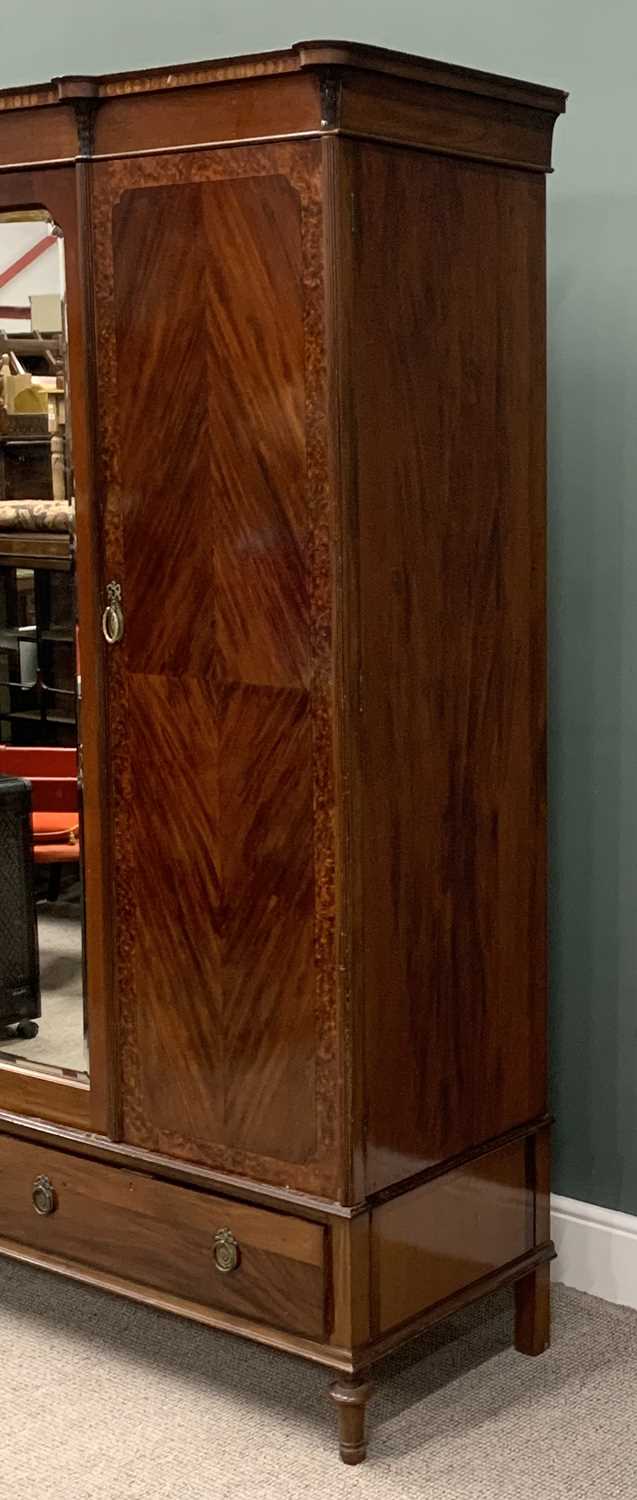 MAHOGANY TRIPLE WARDROBE circa 1900, capped pillar detail to the corners, walnut crossbanded quarter - Image 2 of 8