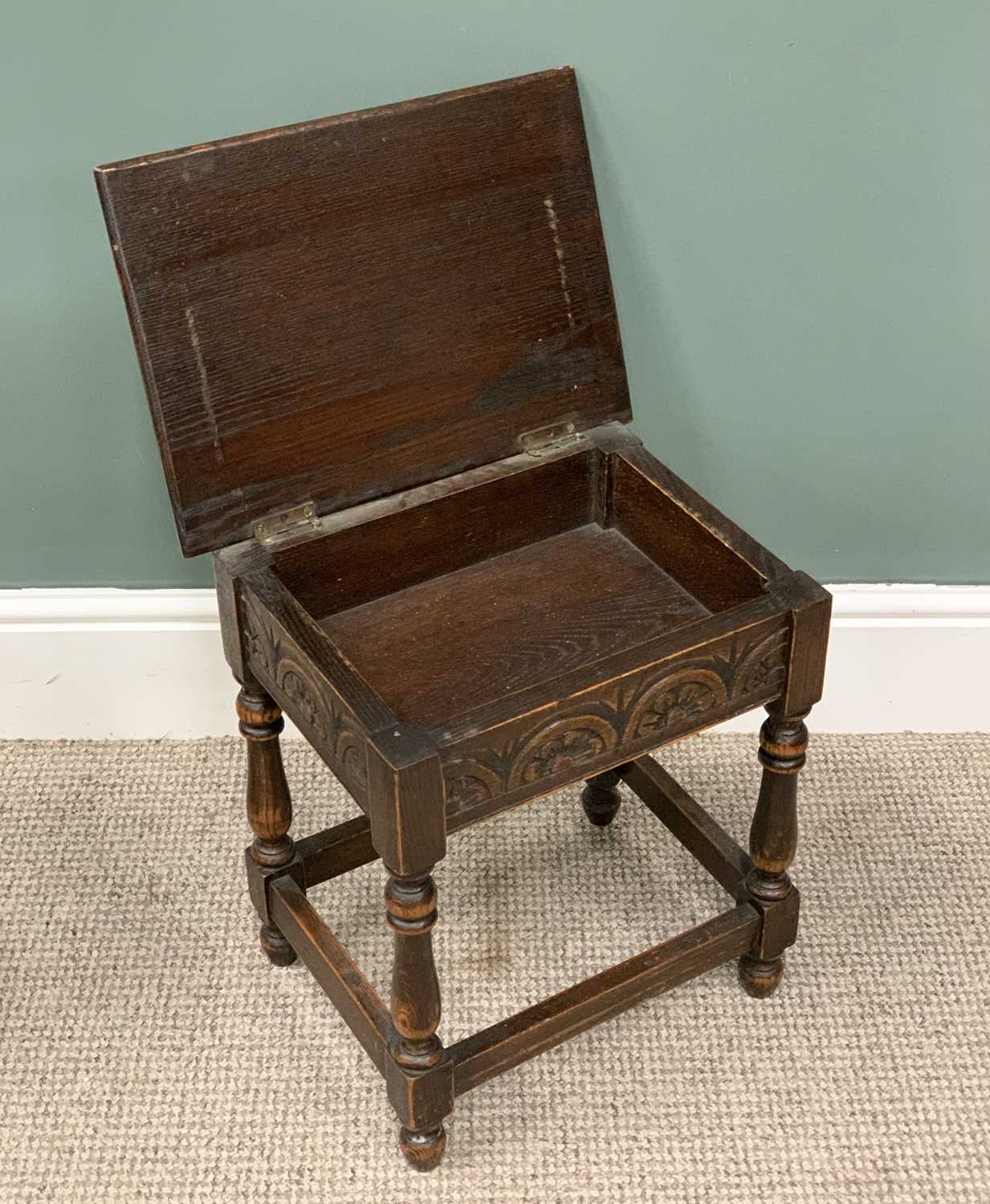 TWO ITEMS OF CARVED OAK FURNITURE, comprising box seat stool, turned and block supports, cross - Image 2 of 4