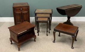 FIVE ITEMS OF ANTIQUE & LATER FURNITURE comprising circa 1840 oak twin-flap table, turned column,