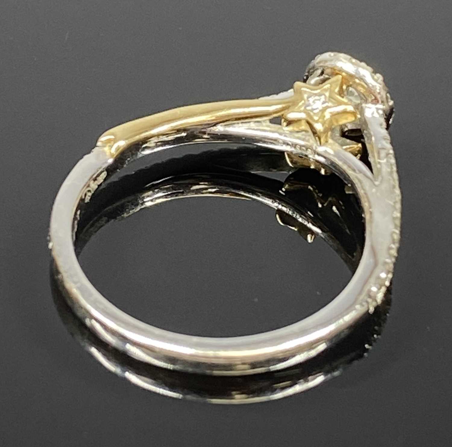 ENCHANTED DISNEY 9CT GOLD DIAMOND SET RING, 41 diamonds, 2 yellow gold shooting star mounts, white - Image 2 of 4