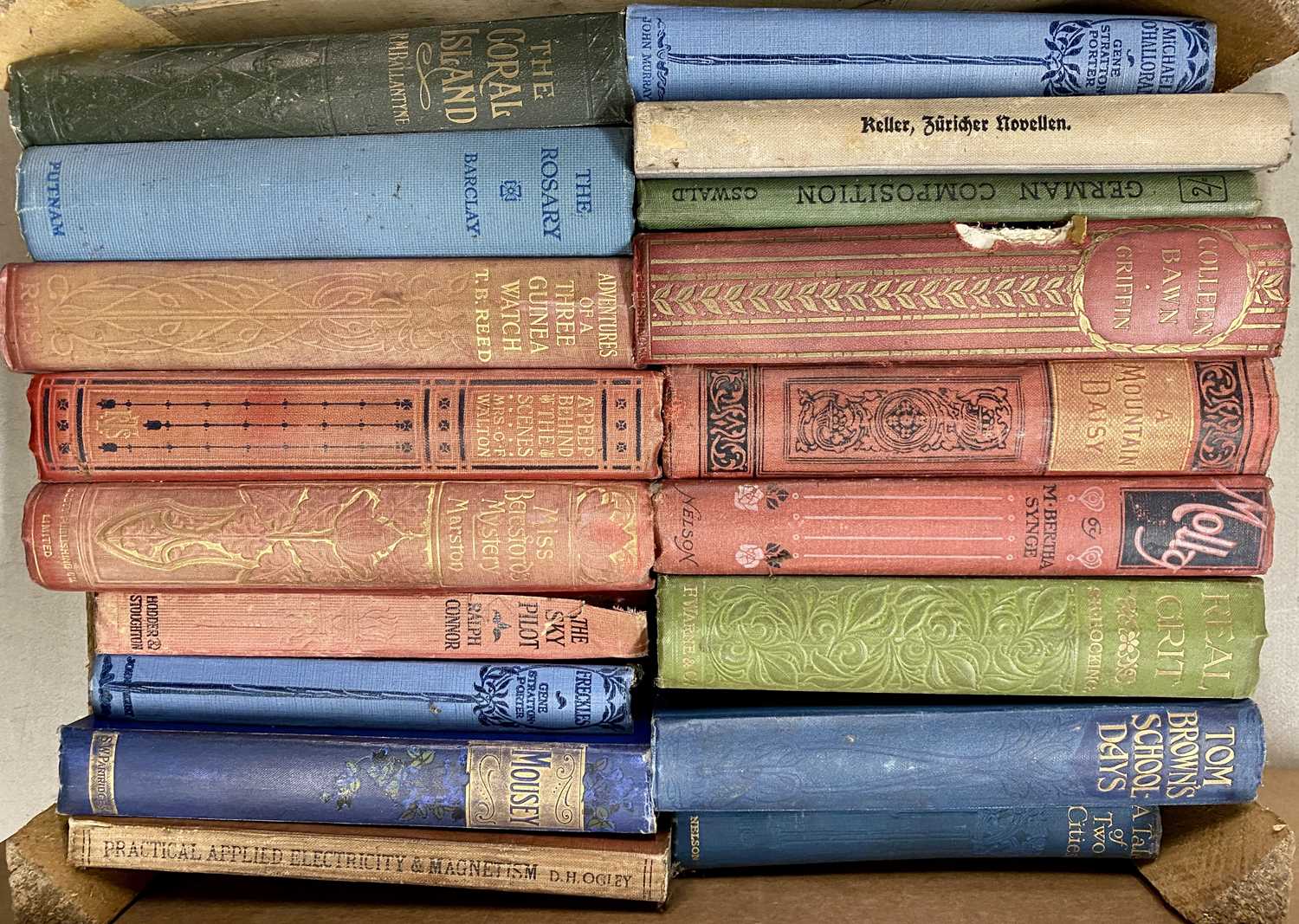 ANTIQUE COLLECTORS REFERENCE BOOKS, GUIDES & A QUANTITY OF VINTAGE BOOKS, three boxes Provenance: - Image 2 of 4