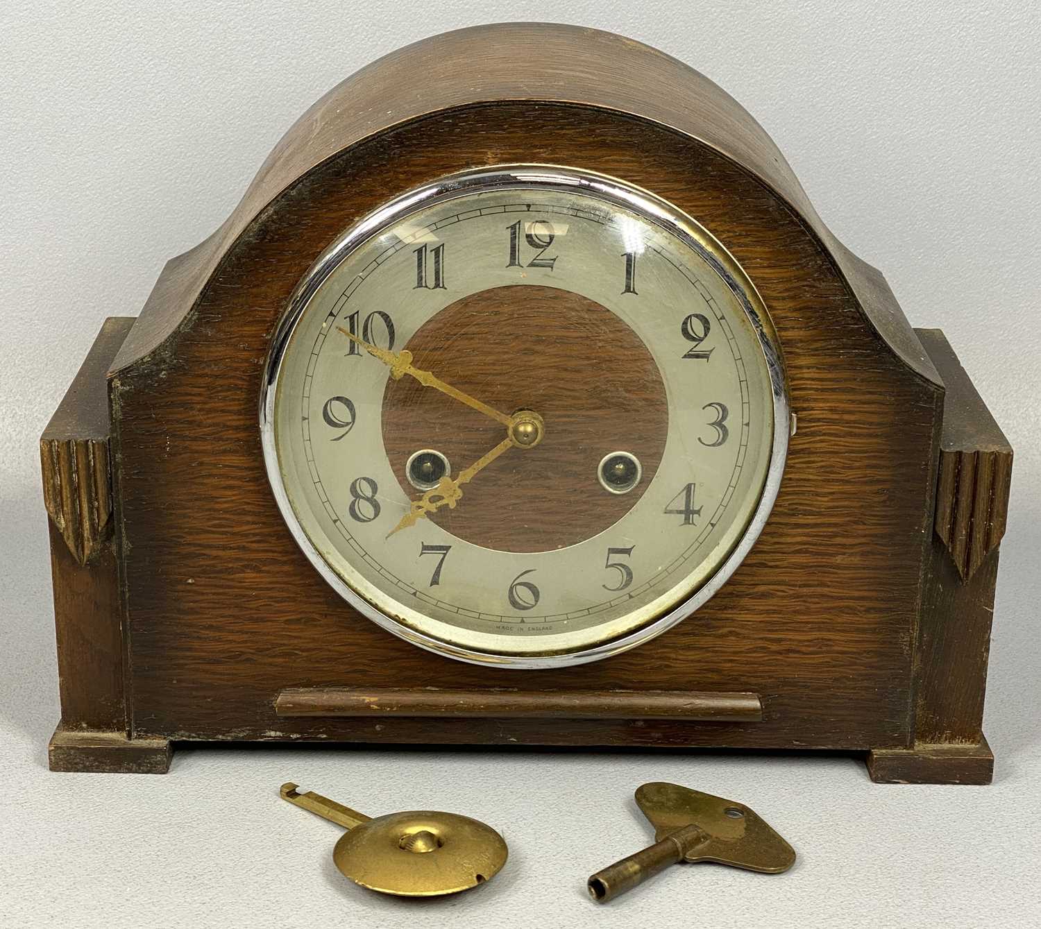 PERIVALE OAK CASED DOME TOP MANTEL CLOCK, eight-day movement striking on a gong, 21.5cms (h), - Image 5 of 6