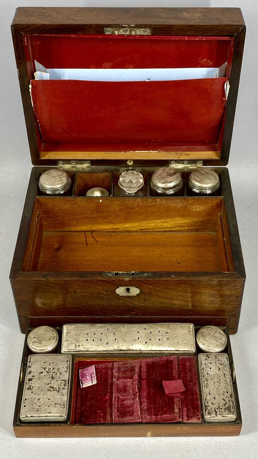 VICTORIAN ROSEWOOD TRINKET BOX, the hinged cover with mother of pearl inlaid cartouche, interior - Image 3 of 5