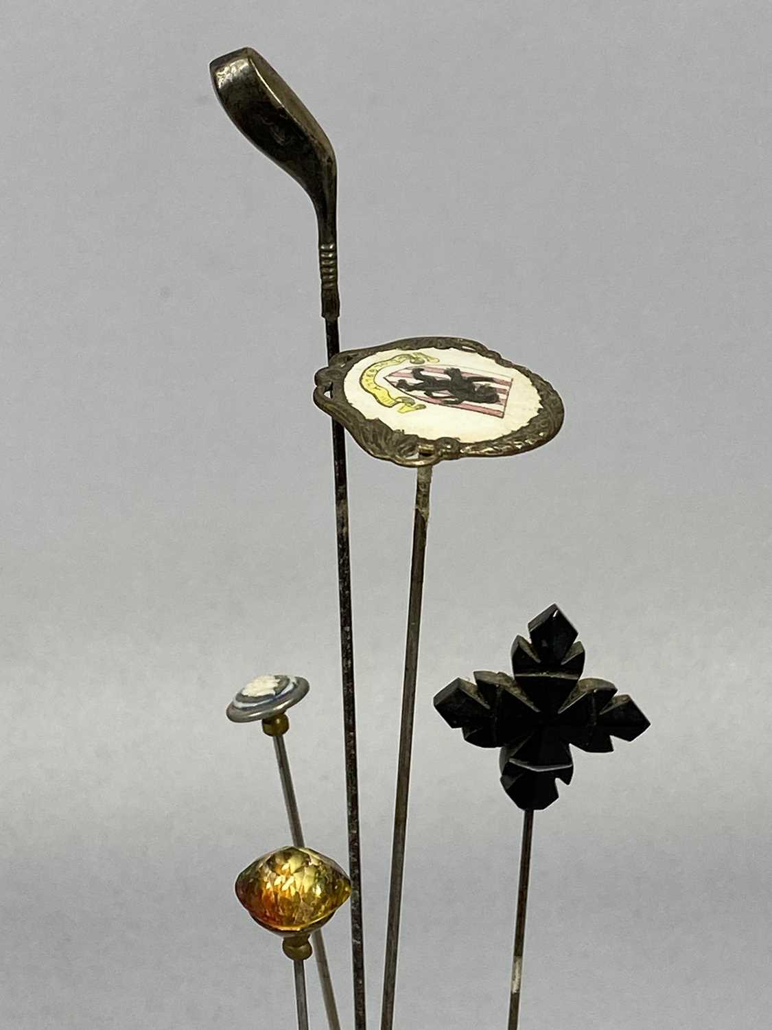 COLLECTION OF VINTAGE HAT PINS, some with shell/hardstone mounts, with an embroidered silk pin - Image 3 of 5