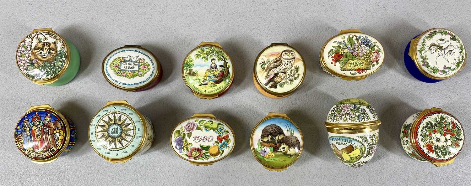 HALCYON DAYS ENAMELS, a collection of 24 miniature boxes, some anniversary and commemorative, a - Image 3 of 3