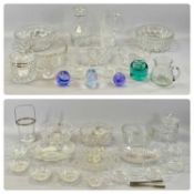 GROUP OF GLASSWARE, including circular etched glass decanter and stopper, green glass inkwell, three