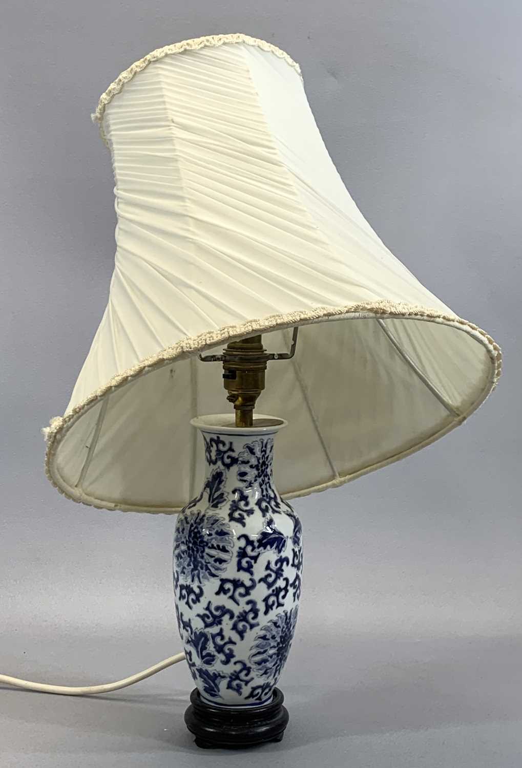 MIXED LIGHTING GROUP & OTHER ITEMS including perspex table lamps, a pair, with fringed fabric - Image 14 of 14