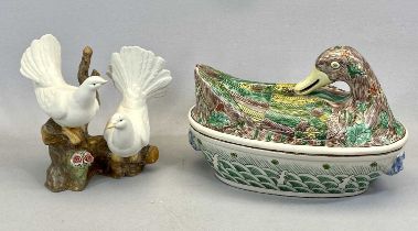 CHINESE FAMILLE VERTE EARTHENWARE TUREEN, 20th century, modelled as a duck on nest, 31.5cms L and