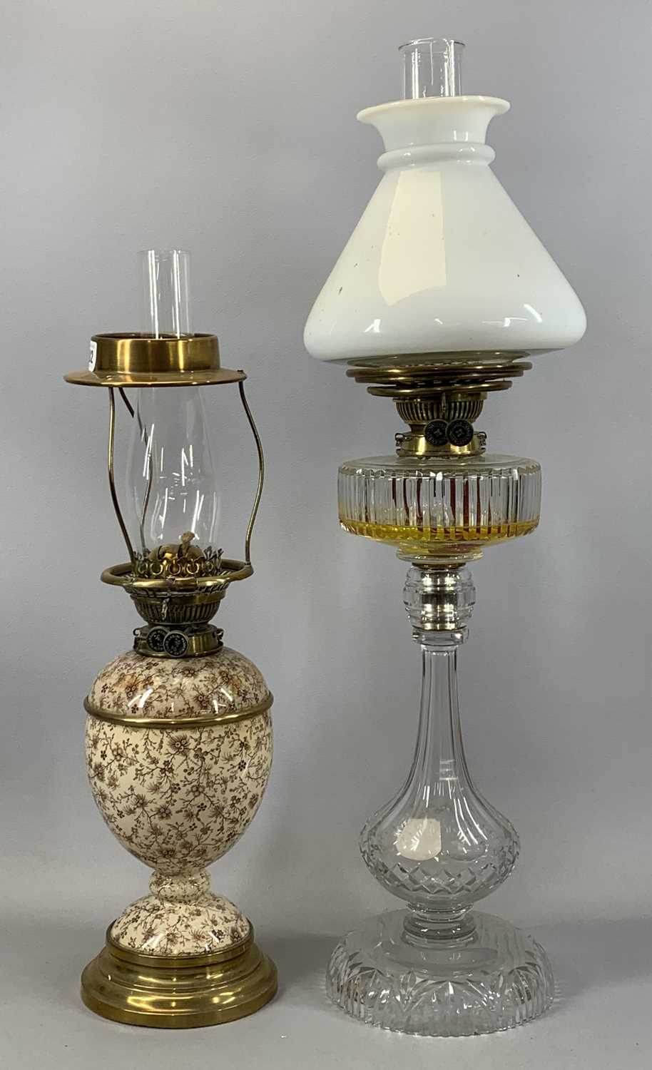 VICTORIAN BRASS & CERAMIC OIL LAMP with twin duplex burners, 33cms (h) excluding fitting, and good
