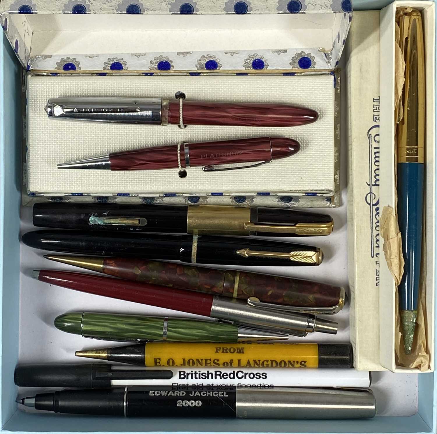 VINTAGE PENS & PENCIL COLLECTION, to include a boxed Platinum Bijou pen and pencil set, boxed,
