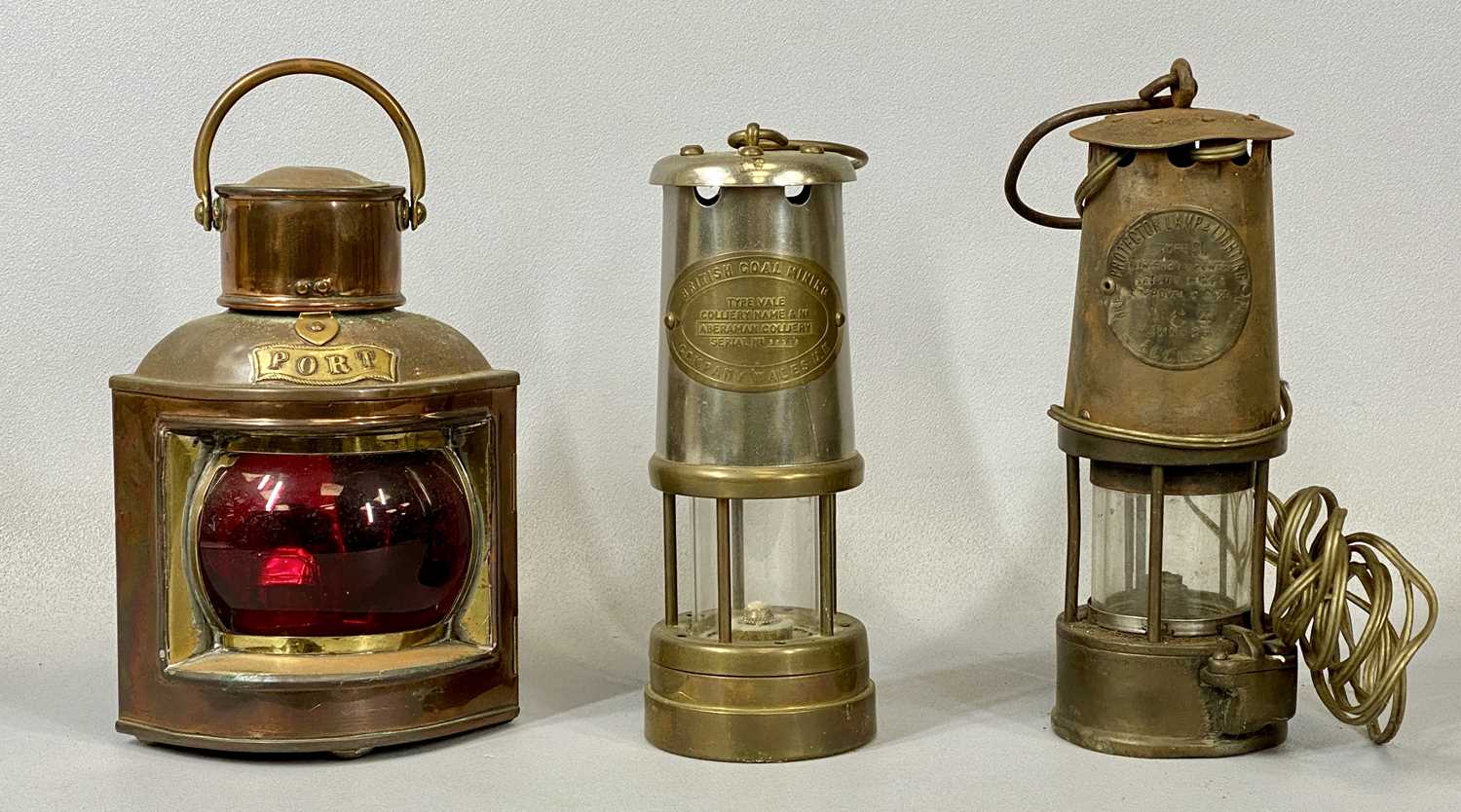 GROUP OF MIXED COLLECTABLES, including chemist's scales glazed mahogany case, 50cms (h), copper - Image 2 of 10