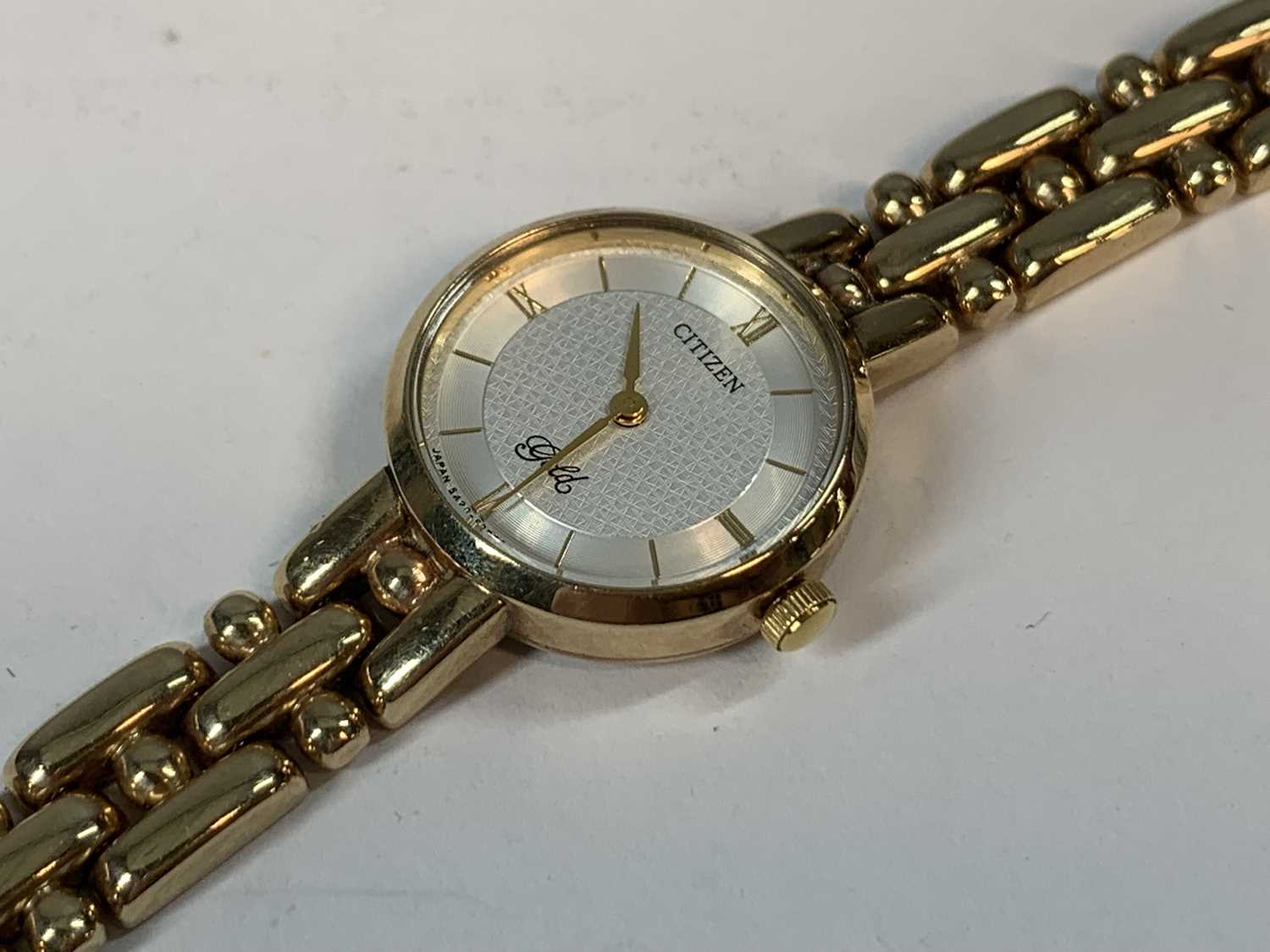 9CT LADIES CITIZEN GOLD BRACELET WRISTWATCH, engine turned dial, gilt Roman numerals to the - Image 5 of 5