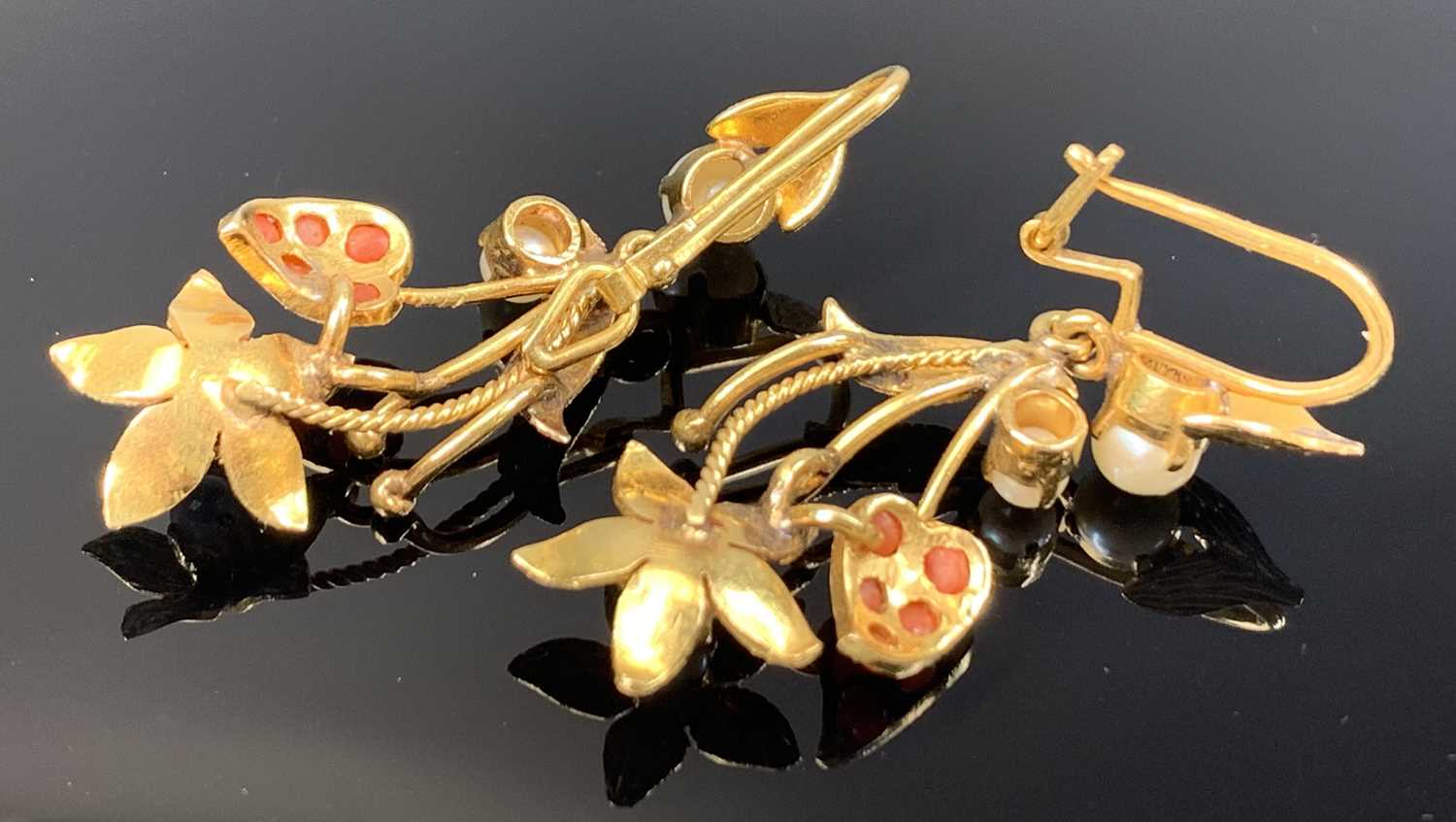 PAIR 22CT GOLD PEARL & CORAL SET EARRINGS, 20th century India, fashioned as leaf and floral spray - Image 2 of 2