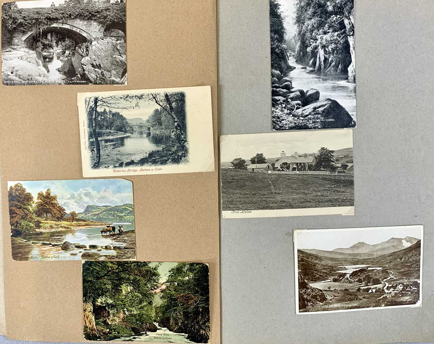 ALBUM OF ANTIQUE AND VINTAGE POST CARDS, colour and black and white including many local, small - Image 4 of 7