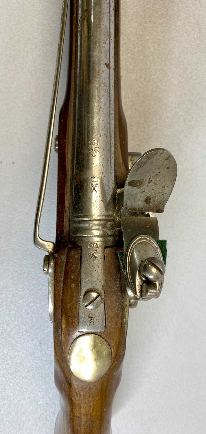 TWO REPLICA PISTOLS, Flintlock Tower pistol with ramrod, stamped on the lock plate, 50cms L, and a - Image 7 of 7