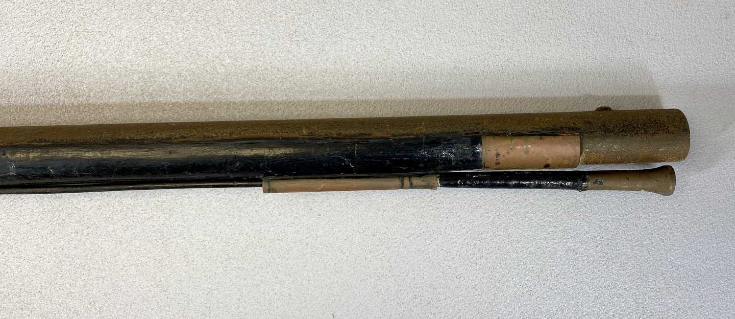 REPLICA FLINTLOCK RIFLE, 115cms cylindrical barrel, with ramrod and sling swivels Provenance: - Image 4 of 4