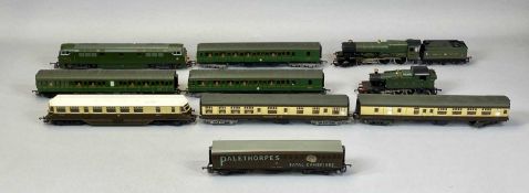 LIMA MODELS OO GAUGE LOCOMOTIVES 205134 Diesel locomotive Western Pioneer, 6000 steam locomotive and