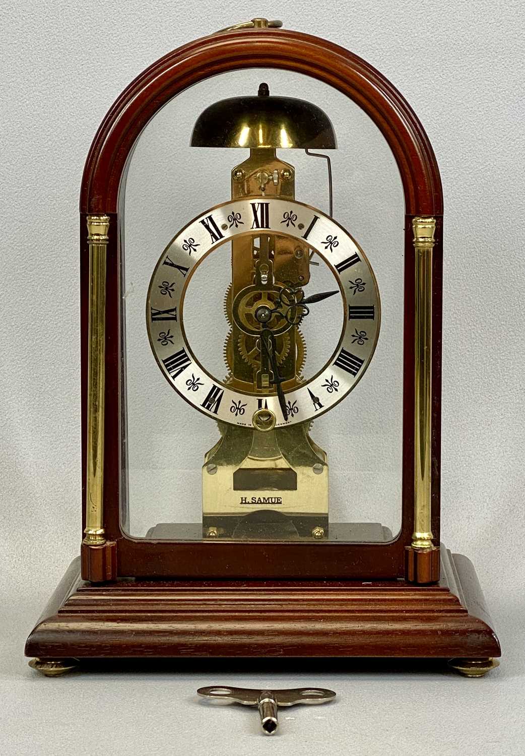 MIXED COLLECTABLES including H Samuel bracket clock, mahogany case with gilded pillars, skeleton - Image 4 of 4