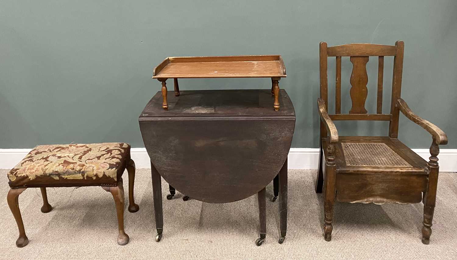 ASSORTED VINTAGE FURNITURE including mahogany gateleg dining table, twin flap, square tapering - Image 5 of 7