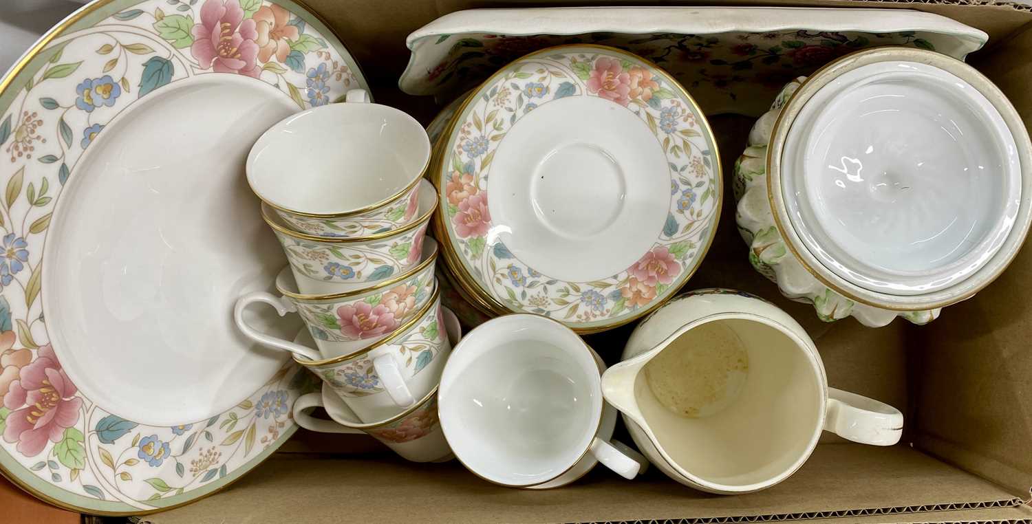 LARGE COLLECTION OF TABLEWARE ETC. including Booths Real Old Willow pattern tea service, Royal - Image 5 of 5