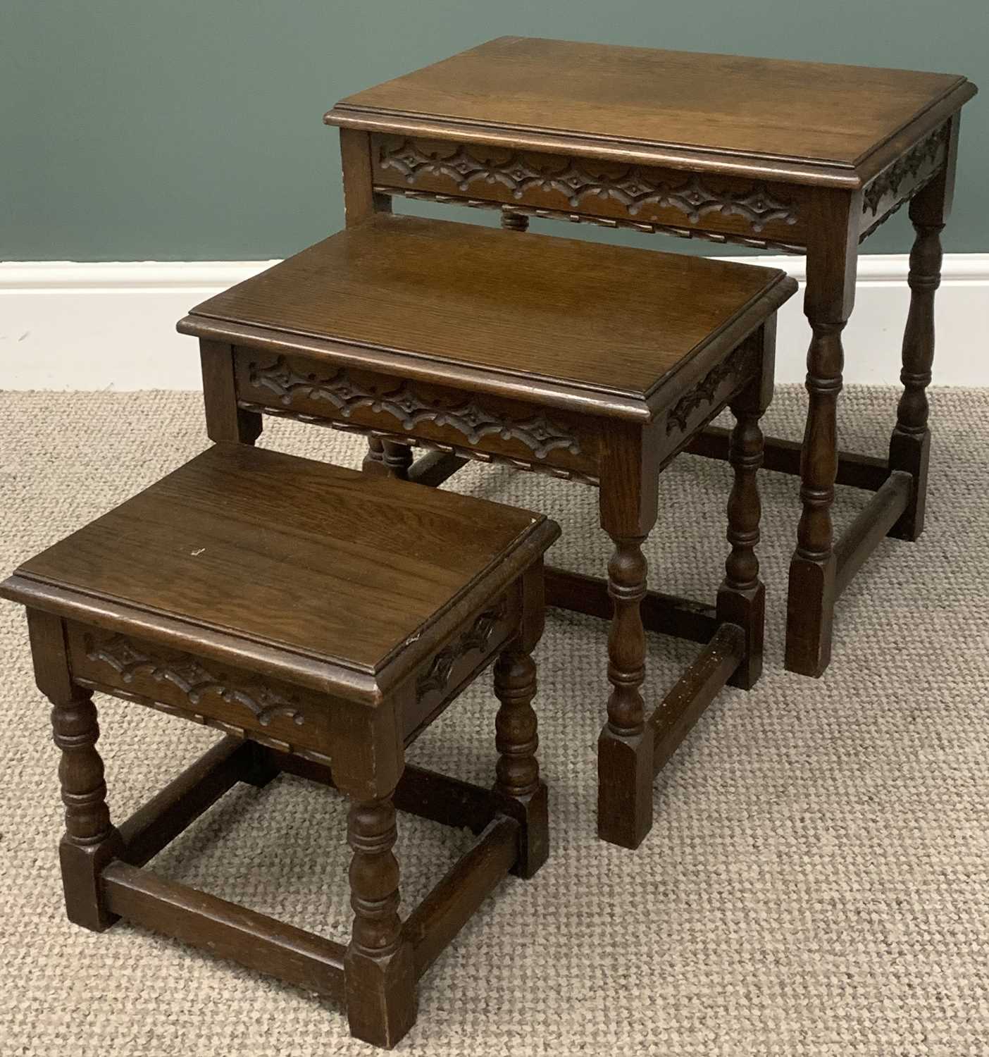 THREE ITEMS OF VINTAGE FURNITURE comprising nest of three oak coffee tables, a square top tripod - Image 4 of 5
