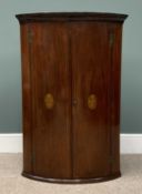 VICTORIAN MAHOGANY CORNER CUPBOARD bow front with inner shelves, exterior with Prince of Wales
