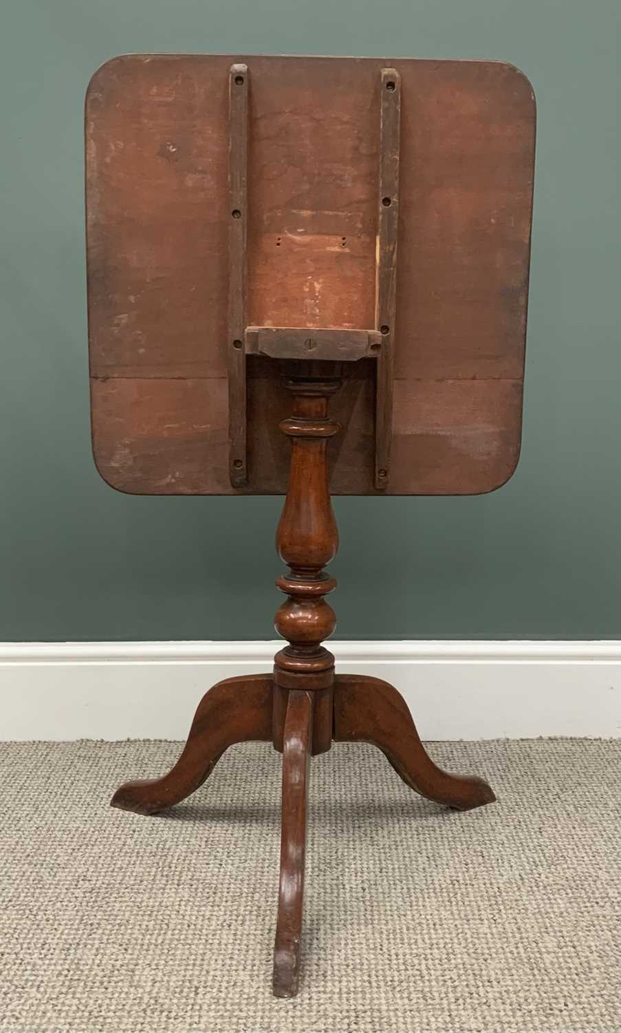 THREE ITEMS OF VINTAGE FURNITURE comprising nest of three oak coffee tables, a square top tripod - Image 2 of 5