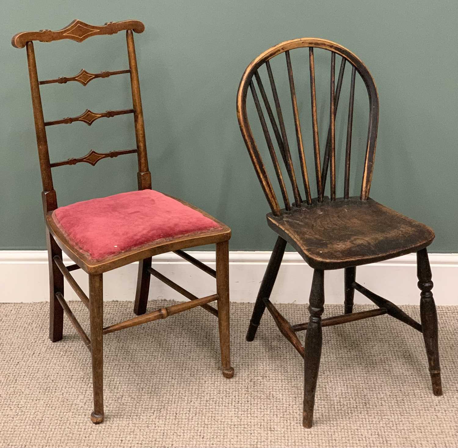 THREE ITEMS OF VINTAGE FURNITURE comprising Victorian mahogany Pembroke table with tapered - Image 2 of 4