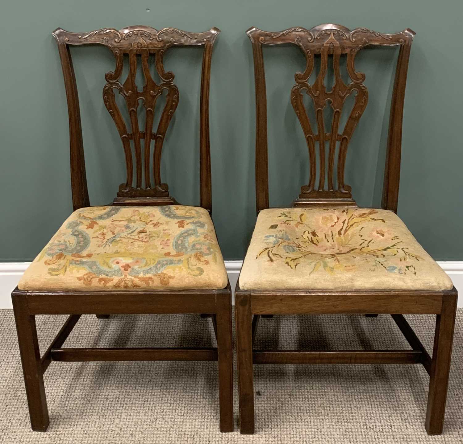 GOOD SET OF FIVE MAHOGANY CHIPPENDALE STYLE DINING CHAIRS with drop-in tapestry seats, 99 (h) x - Image 3 of 3