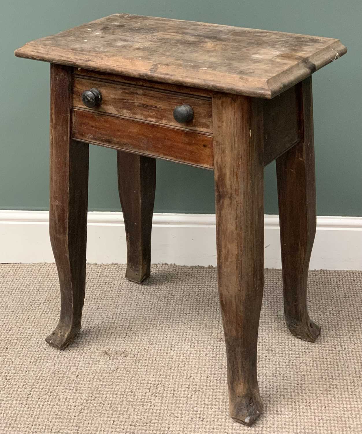 SIX VINTAGE FURNISHING ITEMS to include a heavy hall table with single drawer, 76 (h) x 62 (w) x - Image 7 of 7