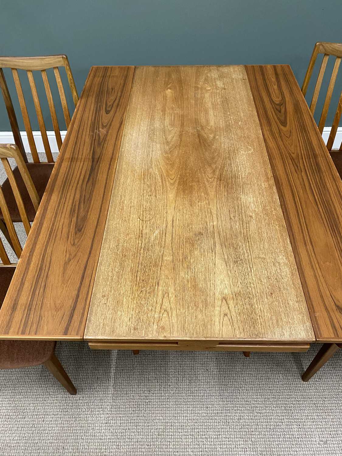 MID-CENTURY EXTENDING TABLE & FOUR CHAIRS, 72 (h) x 150 (w) x 105cms (d) open, 58cms closed - Image 3 of 3