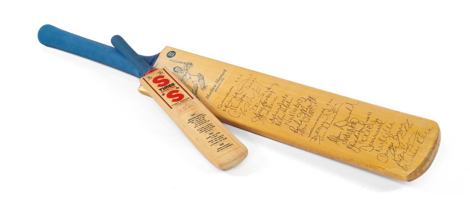 GLAMORGAN COUNTY CRICKET CLUB SIGNED BAT from the 'Matthew Maynard Benefit 1996' approximately