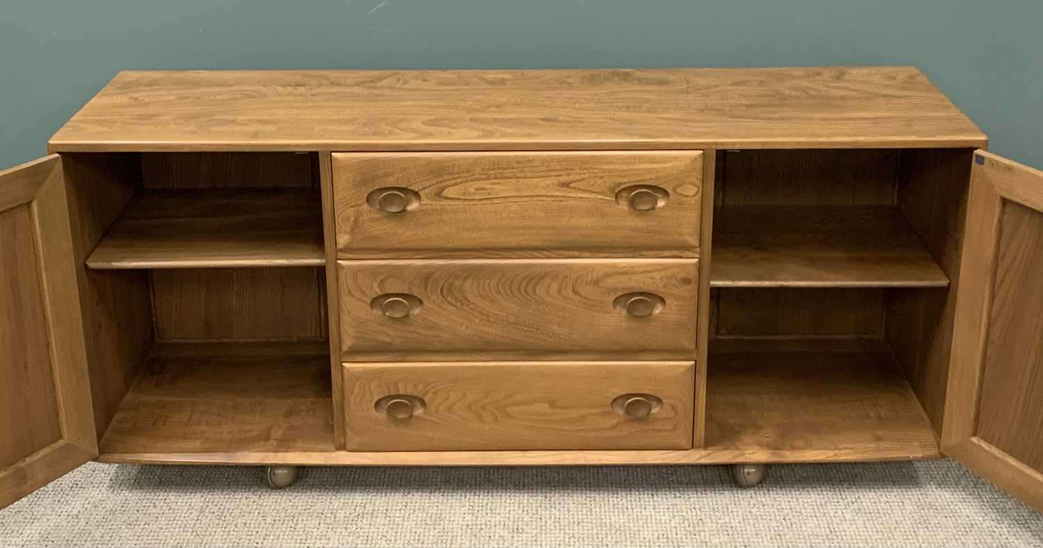 LIGHT ERCOL SIDEBOARD with three central drawers including a cutlery tray, two cupboard doors, on - Image 2 of 6