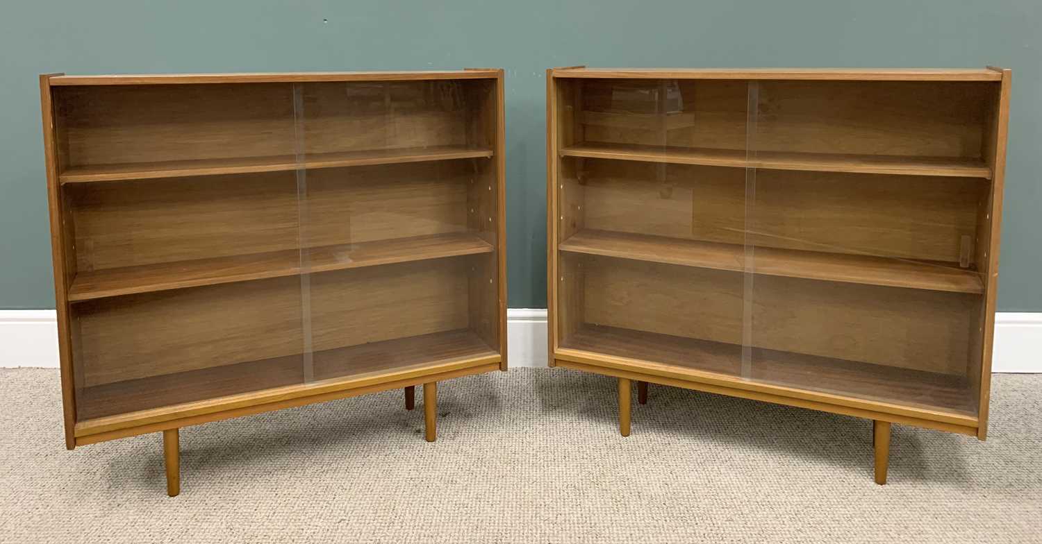 MID-CENTURY TYPE BOOKCASE with glazed sliding doors, 84 (h) x 152 (w) x 24 (d) cms and a SMALLER - Image 3 of 6