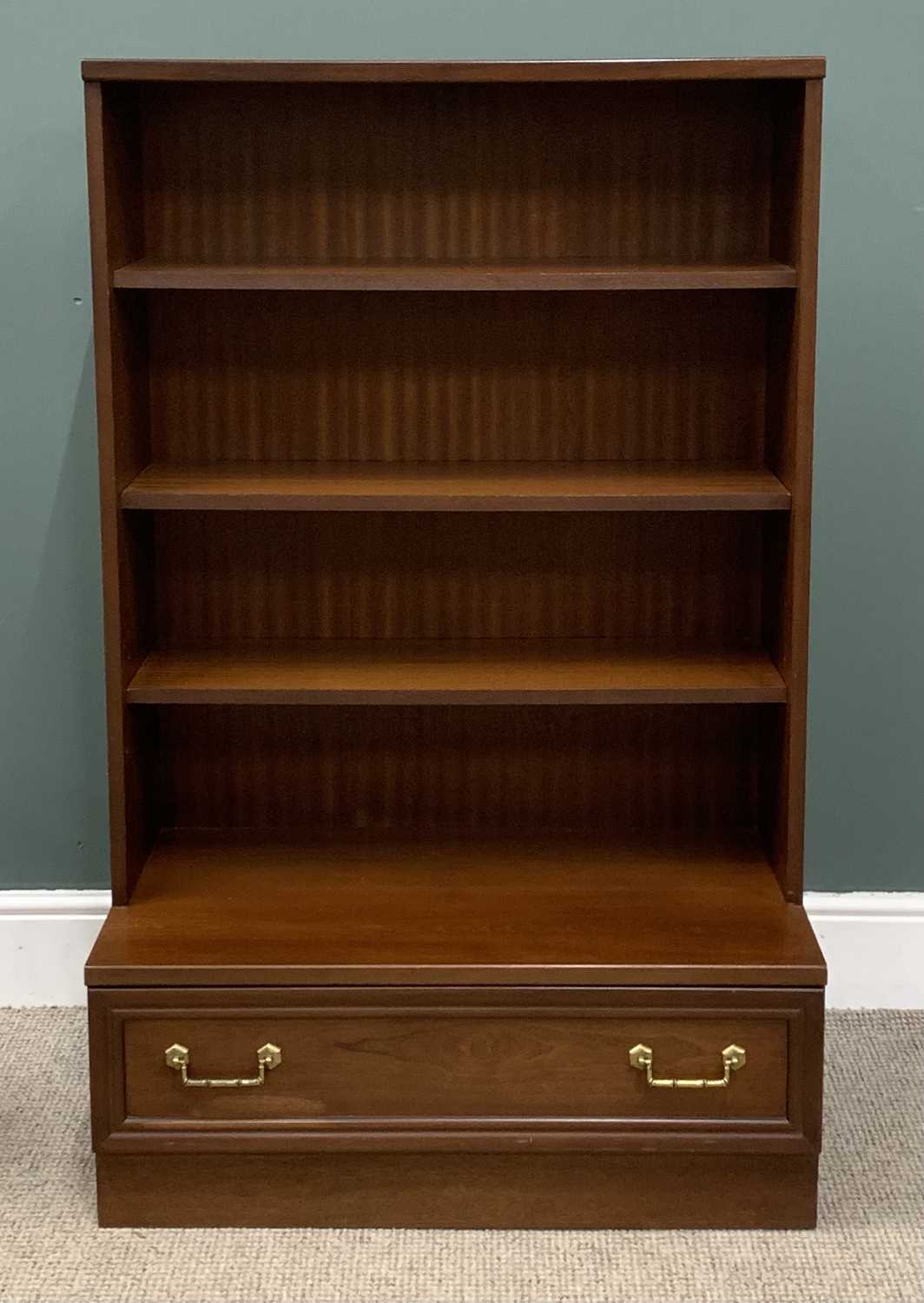 G-PLAN REPRODUCTION MAHOGANY BOOKCASE with base drawer, 130 (h) x 82 (w) x 46 (d) cms, TABLETOP - Image 2 of 6
