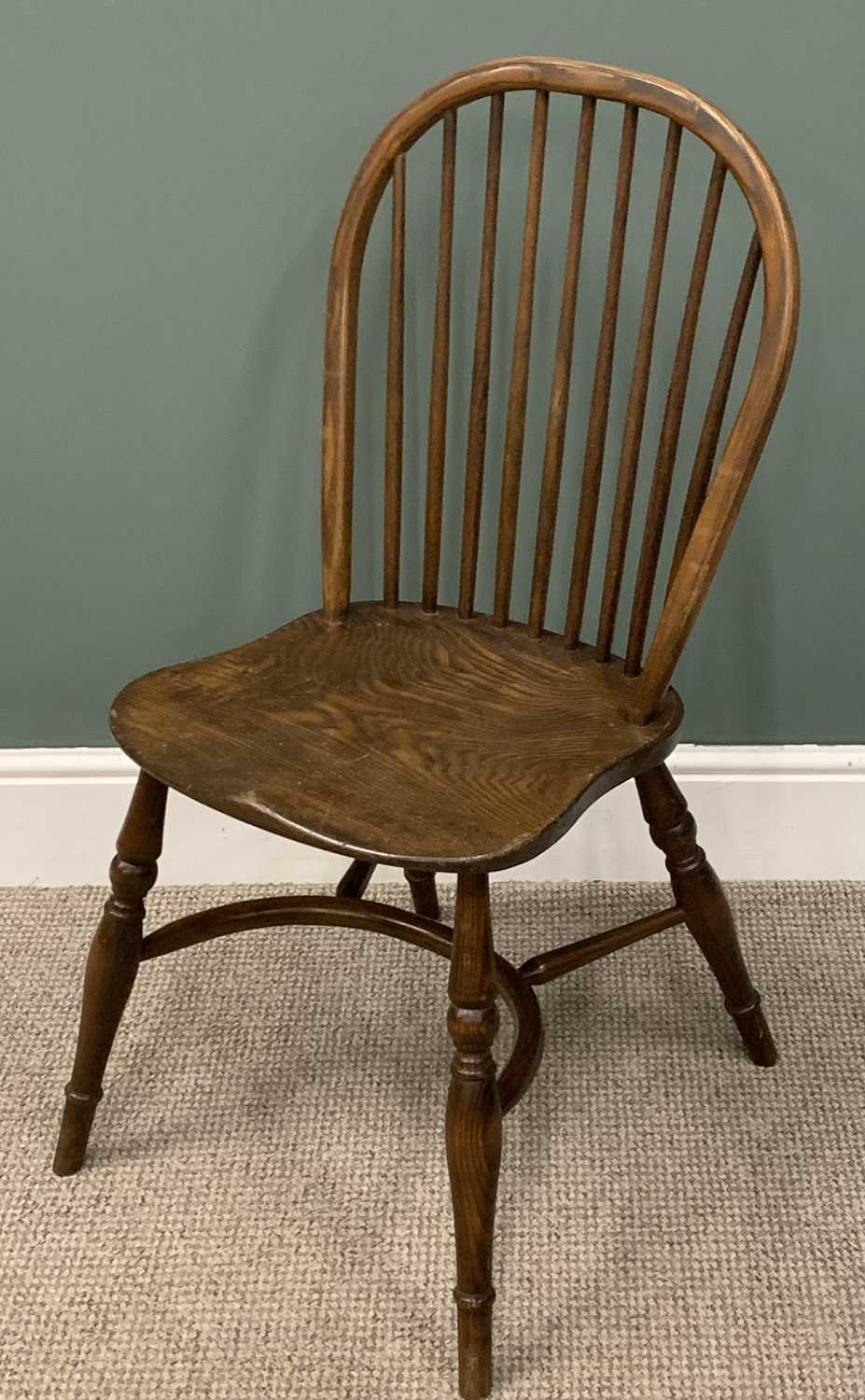 WINDSOR CHAIRS (6), a set of four, an oak comb-back and a hoop back with crinoline stretcher - Image 4 of 6