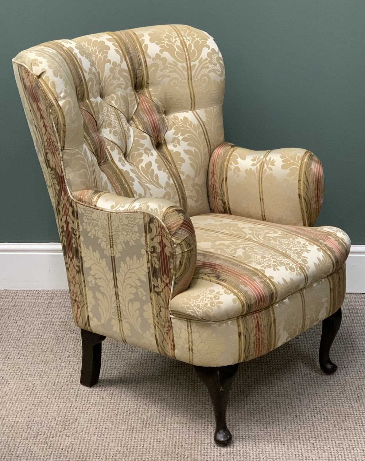 VINTAGE BUTTON BACK & UPHOLSTERED EASY CHAIR, 91 (h) x 66 (w) x 50 (d) cms Provenance: Private - Image 5 of 5