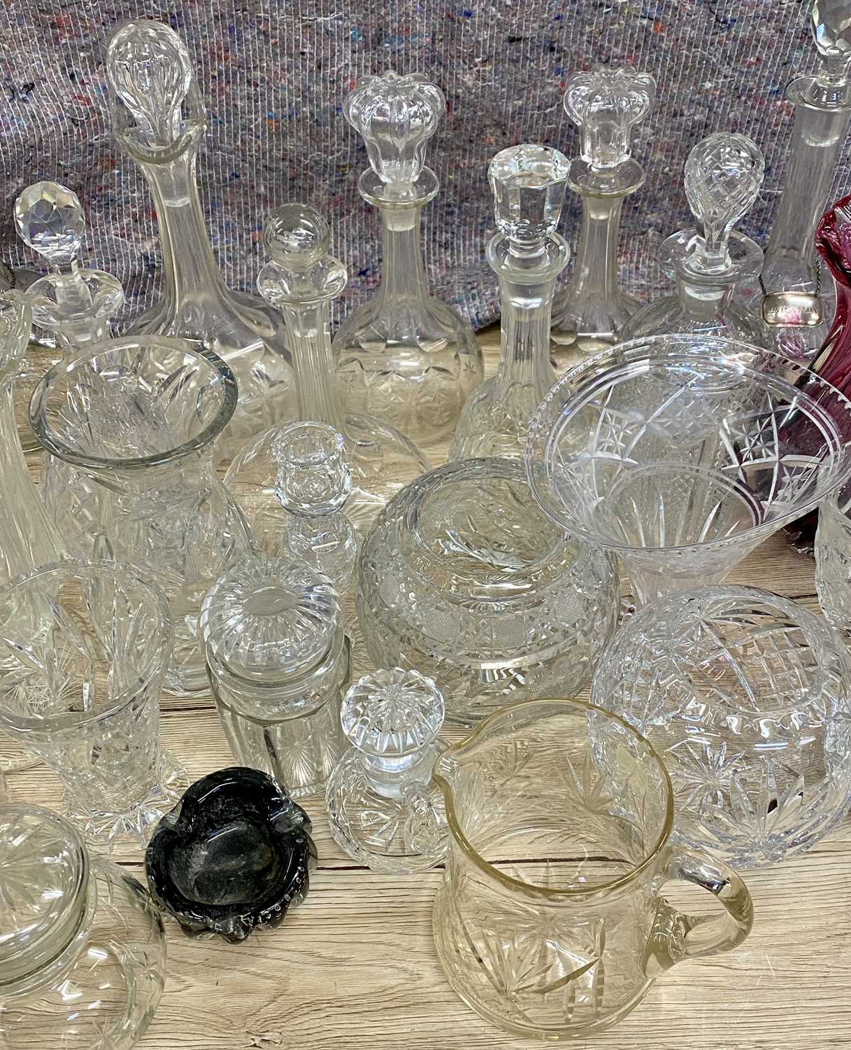 LARGE GROUP OF CUT GLASSWARE, including circular hobnail cut decanter with stopper, 29cms (h), - Image 4 of 4