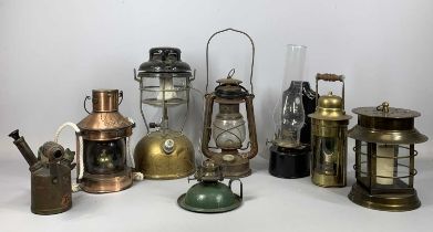 MIXED GROUP OF VINTAGE & LATER LAMPS & OTHER COLLECTABLES including Tilley pressure lamp, copper