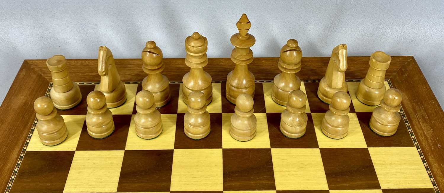 SET OF CHESSMEN, ebony and boxwood, 32 pieces with inlaid wooden board, 50cms² Provenance: private - Image 4 of 5