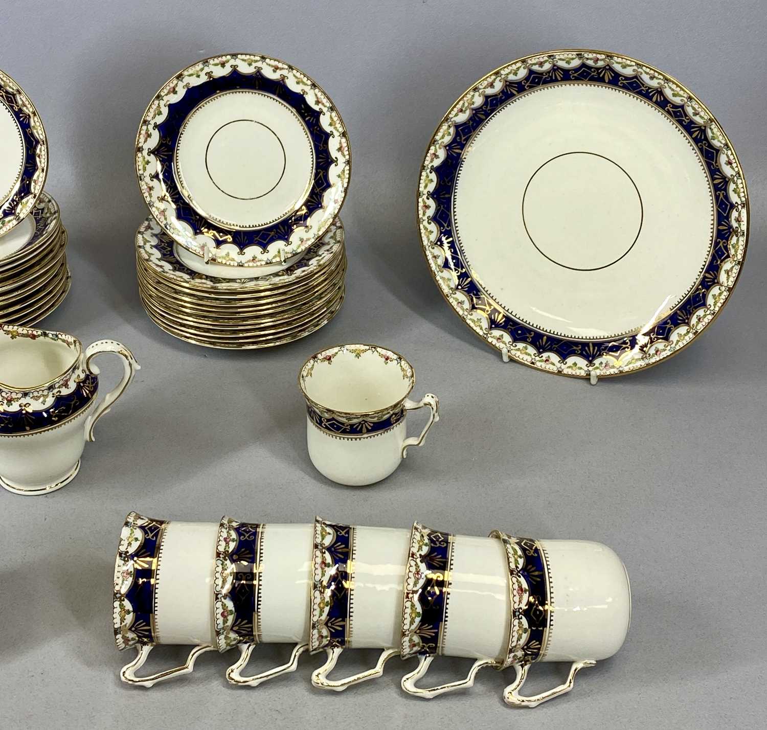 A DUCHESS CHINA TEA SERVICE, cream glazed with floral blue and gilt banded border, 38 pieces, with a - Image 3 of 5