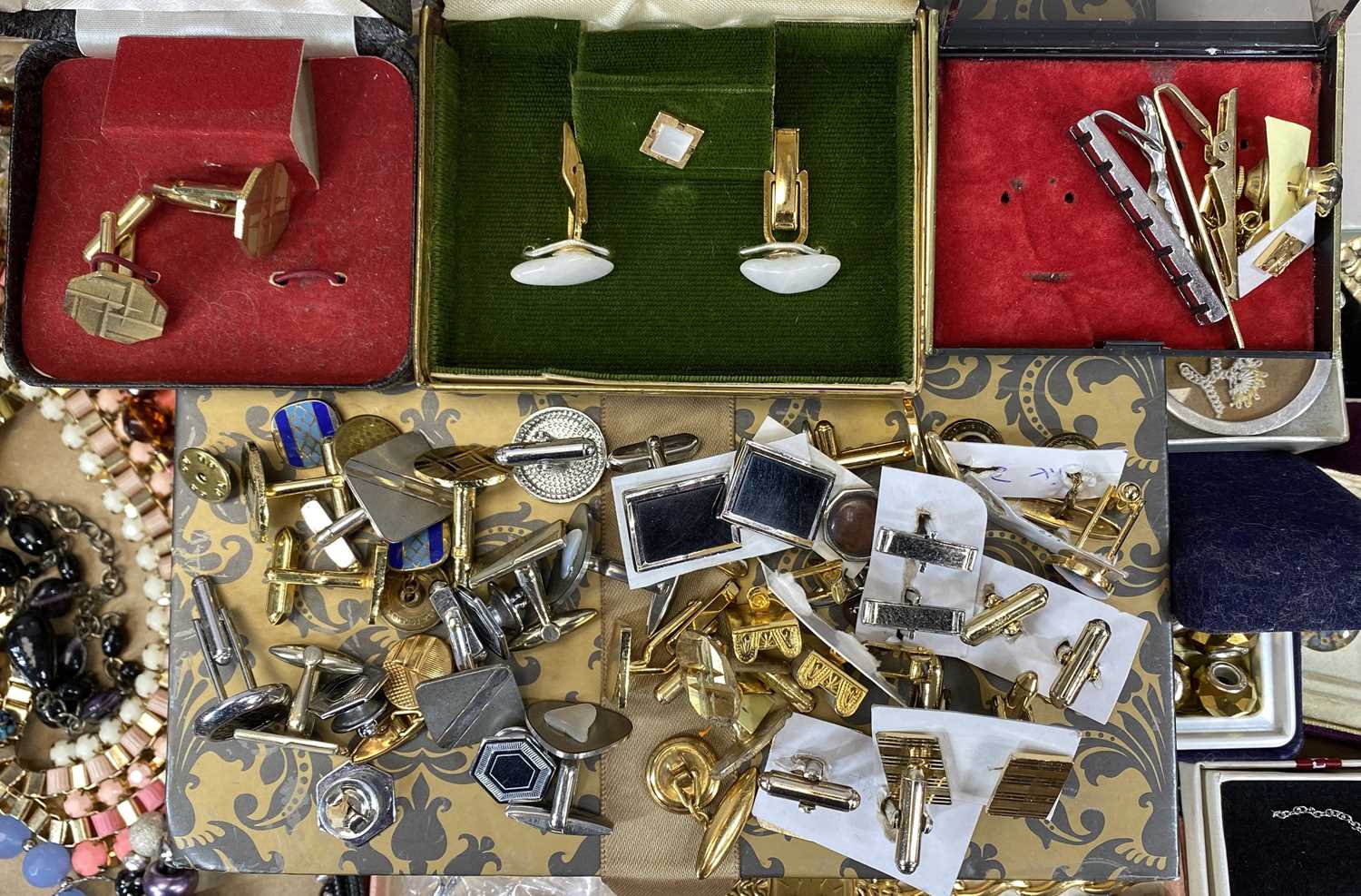 MIXED GROUP OF COSTUME & SILVER JEWELLERY including a large quantity of cufflinks Provenance: - Image 3 of 5