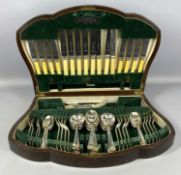 OAK CASED CANTEEN OF PLATE DE LUXE CULTERY, for 8 persons, approx. 50 pieces with a silver fork